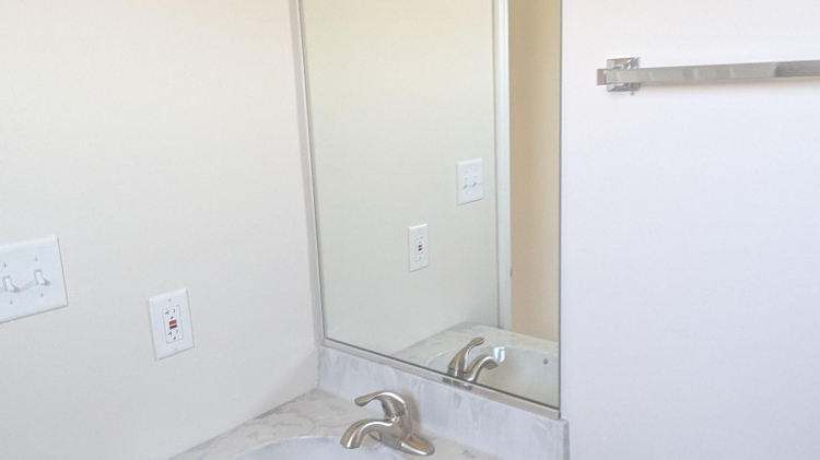 Owner's Suite Bath 5